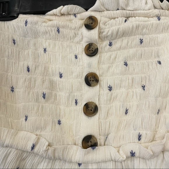 Strapless cream and blue romper with buttons from American Eagle - Picture 11 of 12